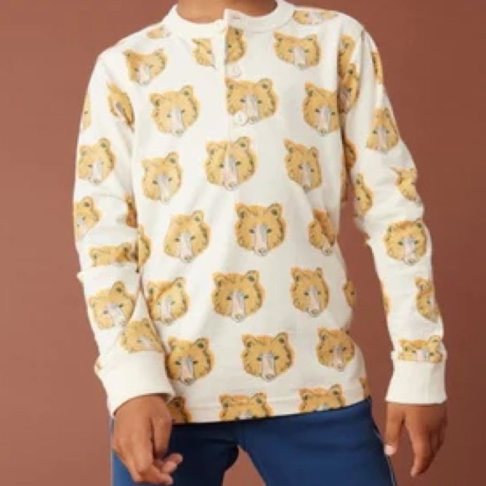 Tea Collection Boys Kids Long Sleeve Bear Pattern Cotton Henley Shirt. 7. FLAW
